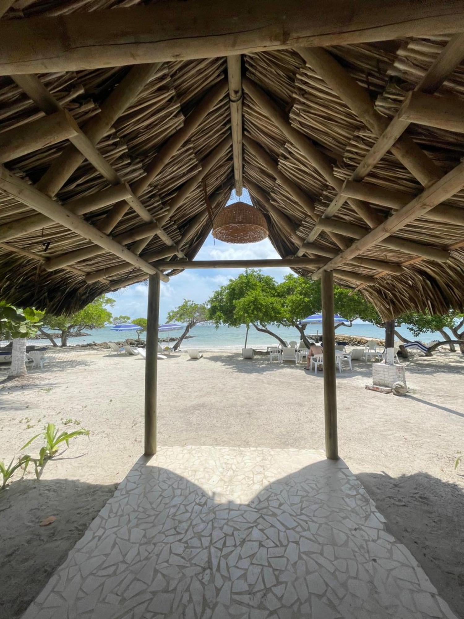 Hotel Carey Beach Baru Exterior photo