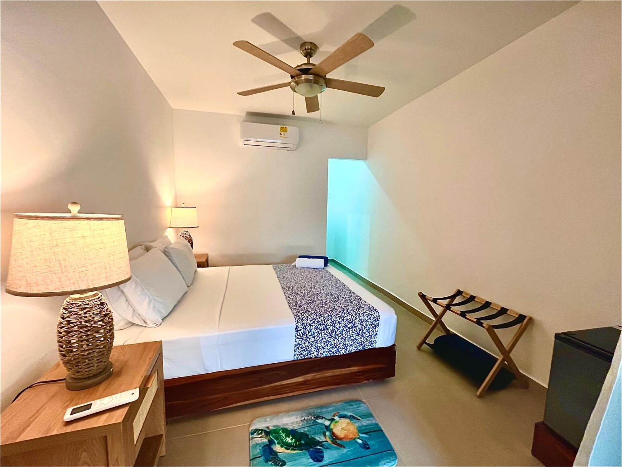 Hotel Carey Beach Baru Exterior photo