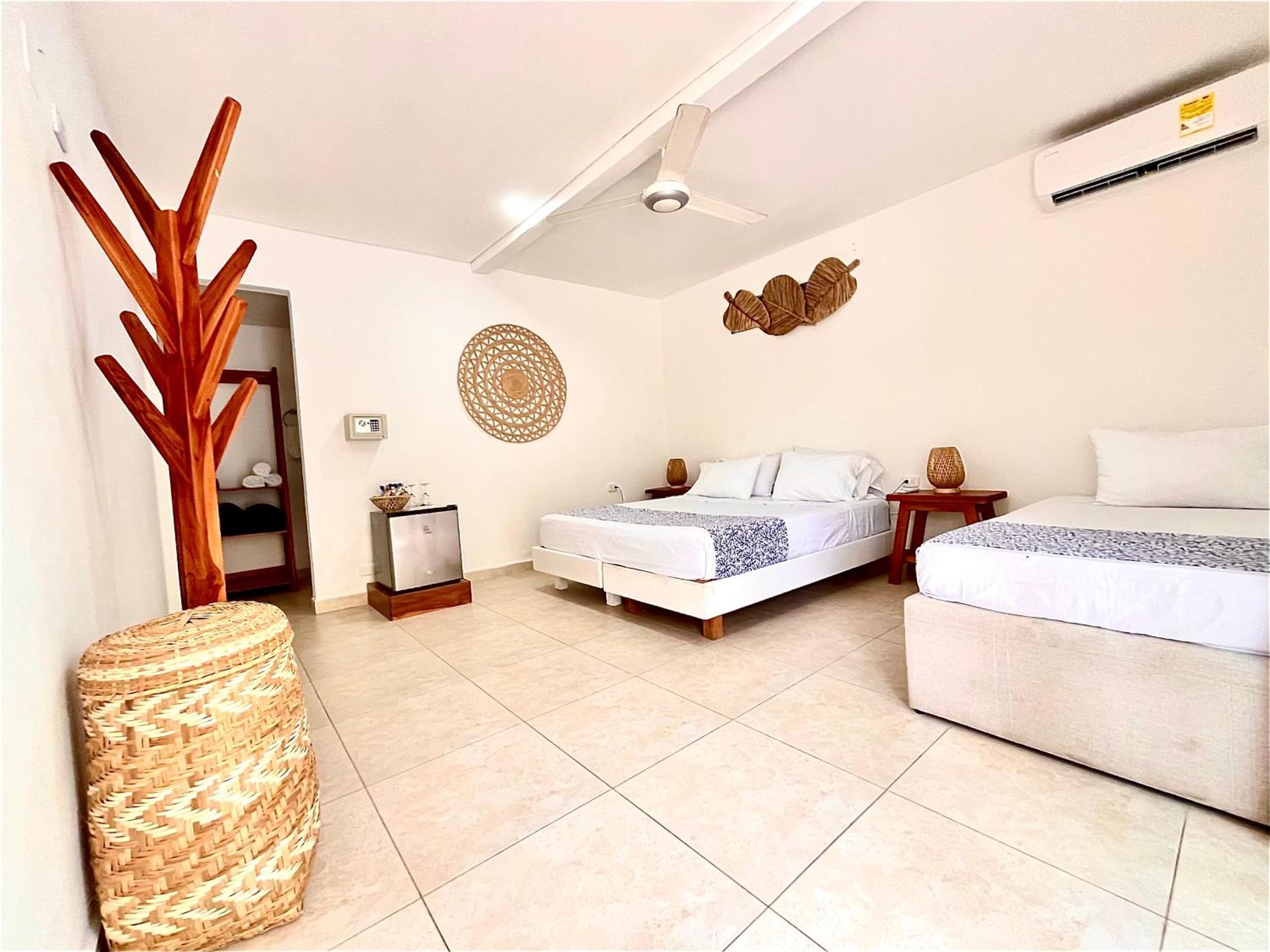 Hotel Carey Beach Baru Exterior photo