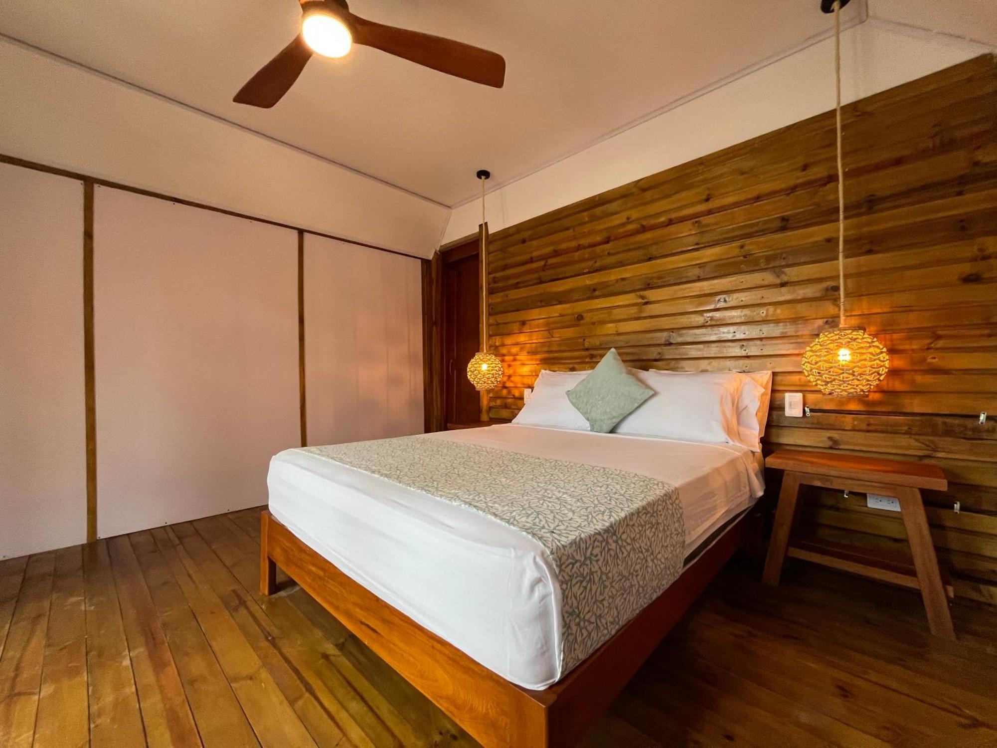 Hotel Carey Beach Baru Exterior photo